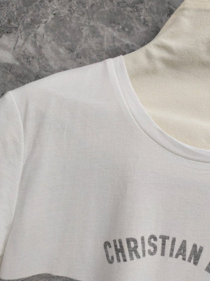 Butterfly Graphic Minimalist Tee