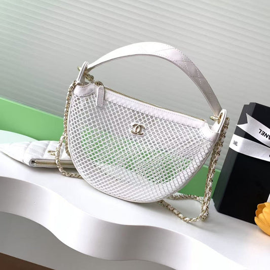 25S White Clutch Bag With Chain