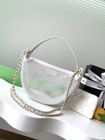 25S White Clutch Bag With Chain