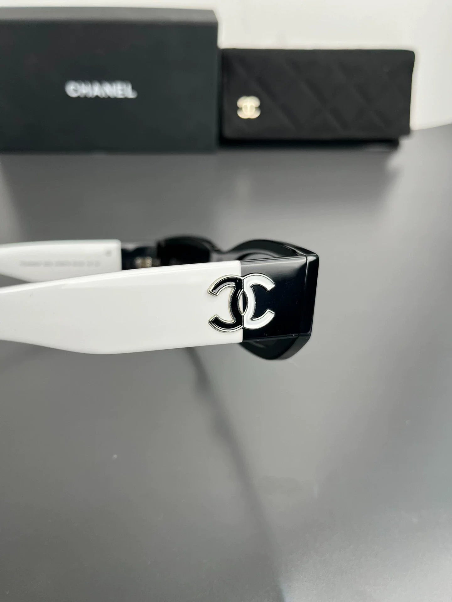 25 New Panda color sunglasses