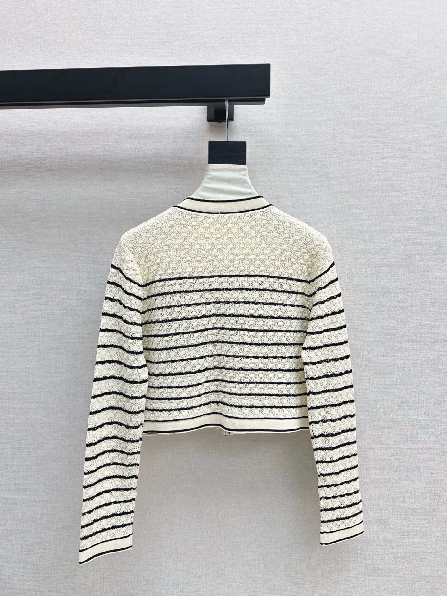 SA 25 Early Fall Latest Knit Short Cardigan