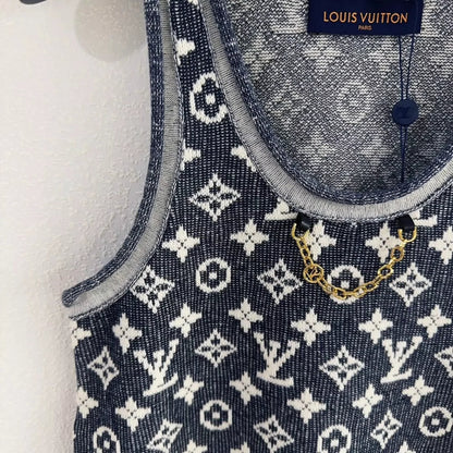 25 Classic Old Flower Chain Crew Neck Knit Vest