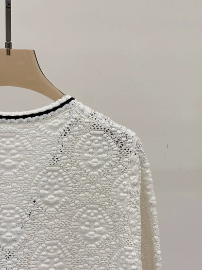 T 25 Early Autumn New Lapel Three-dimensional Relief Grainy Hollow Cardigan