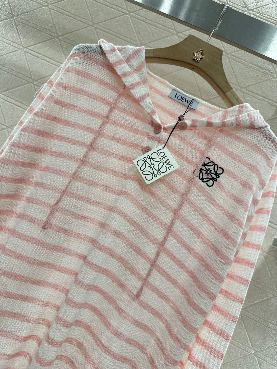 LO 25 New Hooded Striped Knit Sunscreen Top