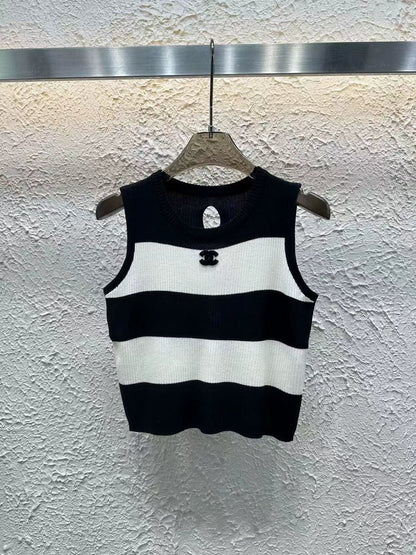 25 new summer striped color matching knitted vest