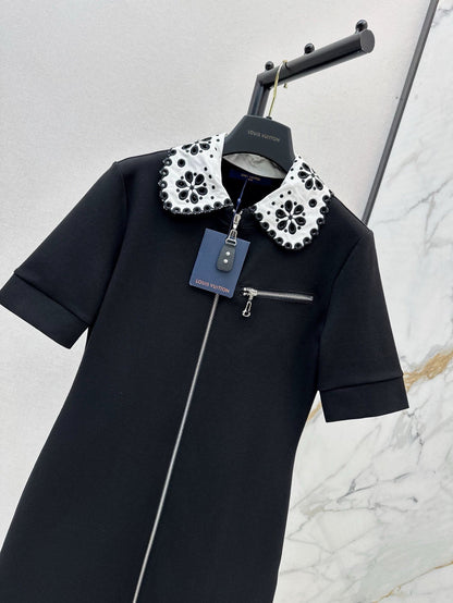25 Spring/Summer Doll Neck Zipper Dress