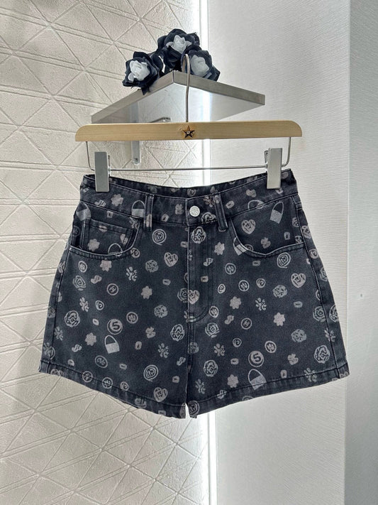 C 25 Laser printed denim shorts