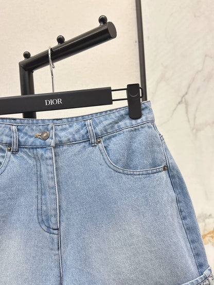 D 25 Spring/Summer New Denim Shorts