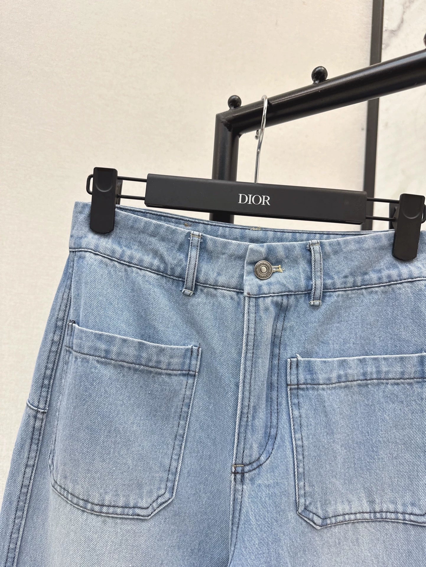 D 25 Spring/Summer New Denim Trousers