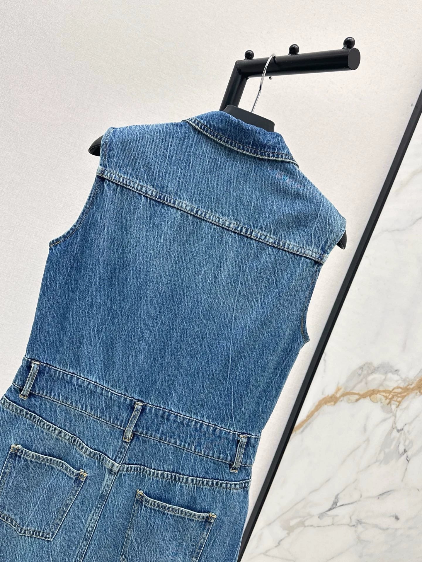 25 Spring/Summer New Sleeveless Denim Dresses