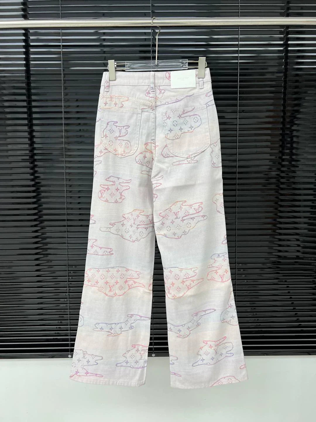 25 Colorful pattern jacquard denim trousers