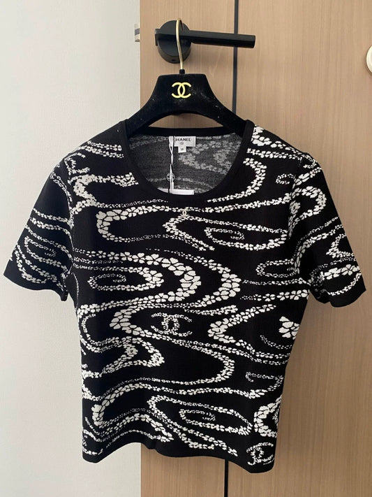 25 new style petal pattern round neck knitted short sleeves