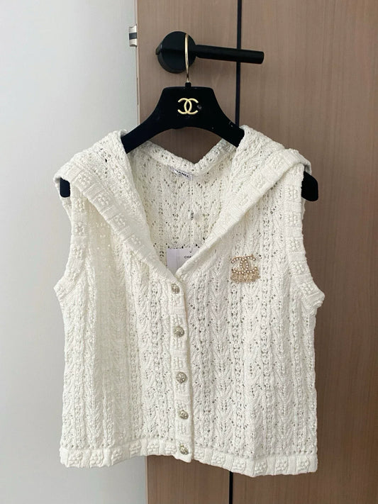 C 25 Pearl Logo Vest Cardigan