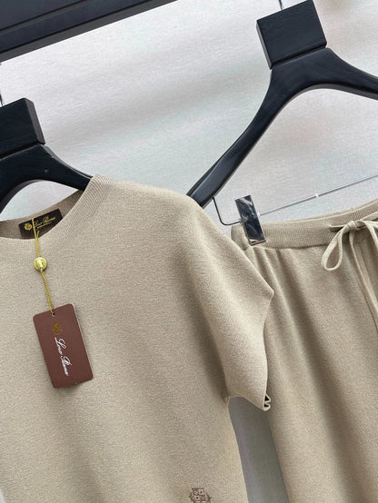 25 Spring/Summer New High-end Minimalist Knit Suit