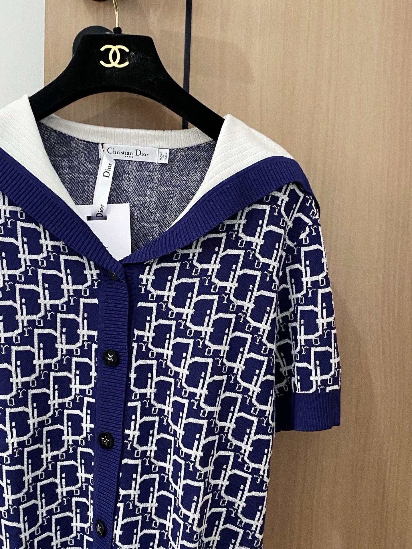 25 New Mitsubishi Tricolor Cardigan