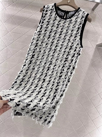 2025 New Arrivals Houndstooth Knitted Vest Dress