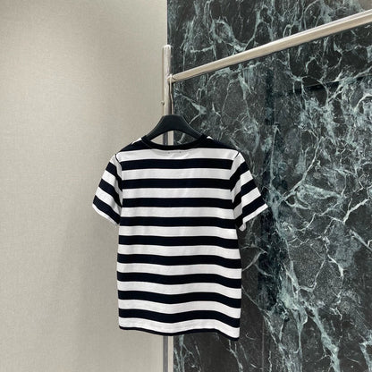 25 New black and white striped short-sleeved T-shirt