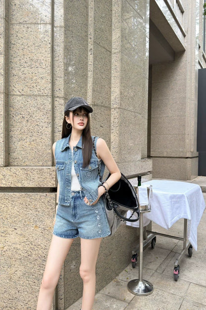 c 25 New Embroidered Denim Shorts