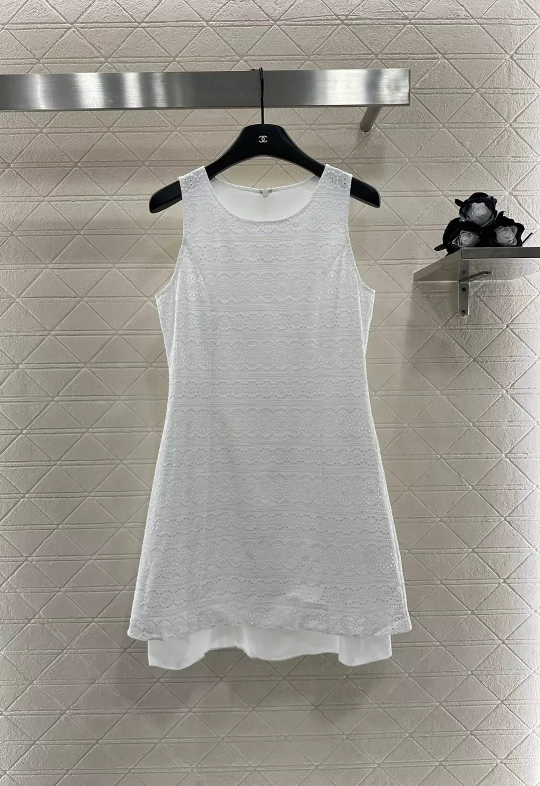 CE 25 Summer new round neck hollow embroidery vest dress