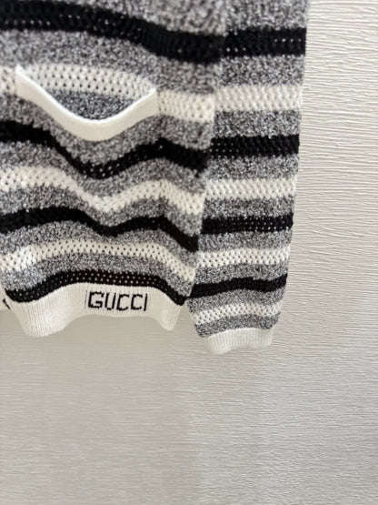 G 25 New Striped Letter Round Neck Long Sleeve Knit Cardigan