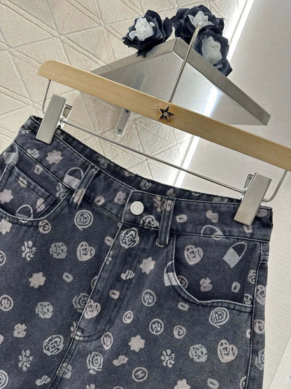 C 25 Laser printed denim shorts