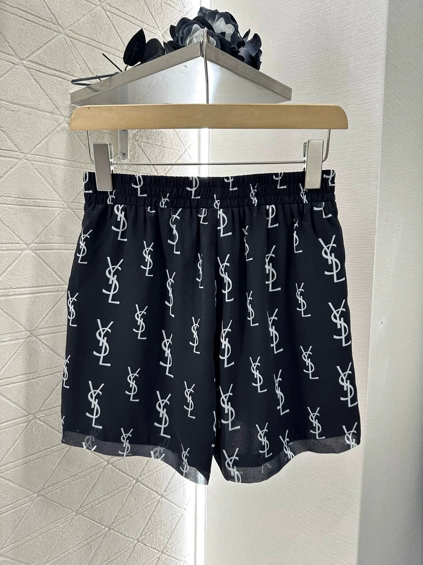 Y 25 Printed Silhouette Shirt Shorts Set