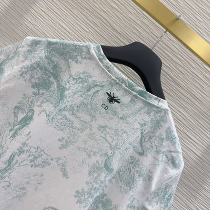 D 25 New Animal Jungle Print Round Neck Short Sleeve T-Shirt(pink green blue)