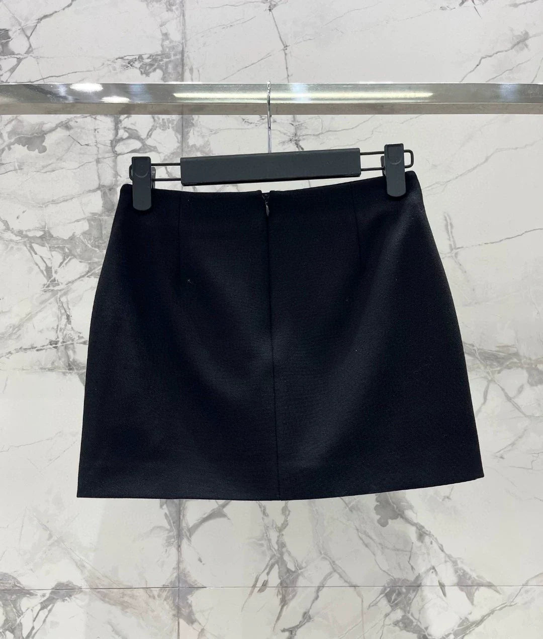 BA 25 new black hot diamond skirt