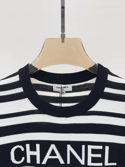 25 Summer New Black and White Striped Letter Logo Jacquard Knitted Short Sleeves