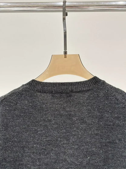 M 25 Spring and Summer new V-neck letter logo embroidery solid color simple casual knitted long sleeve