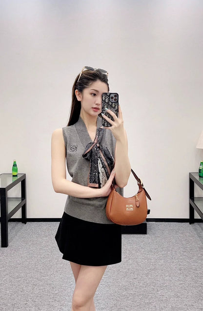 LO 25 Scarf Knit Vest