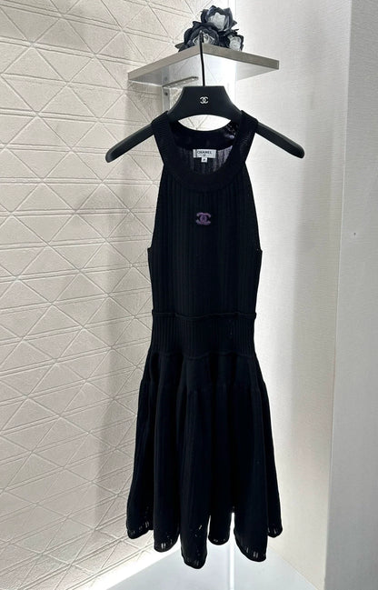 C 25 new halter neck hollow shoulder knitted vest dress