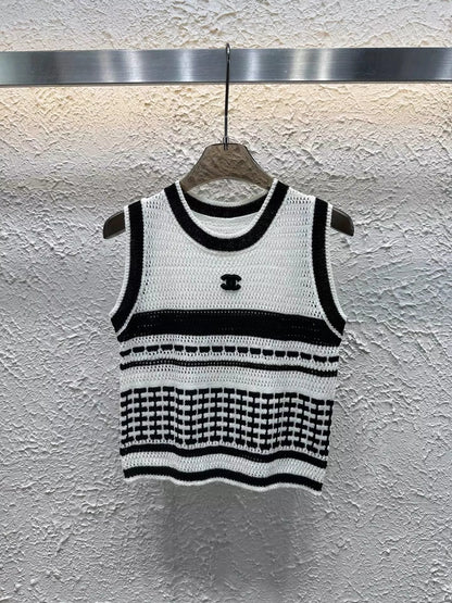 25 Summer New Hollow Knitted Vest