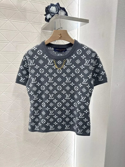 25 New Jacquard Chain Knit Short Sleeve Top