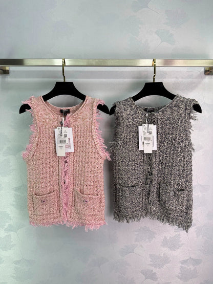 2025 Summer New Round Neck Raw Edge Knitted Vest