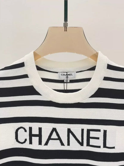 25 Summer New Black and White Striped Letter Logo Jacquard Knitted Short Sleeves