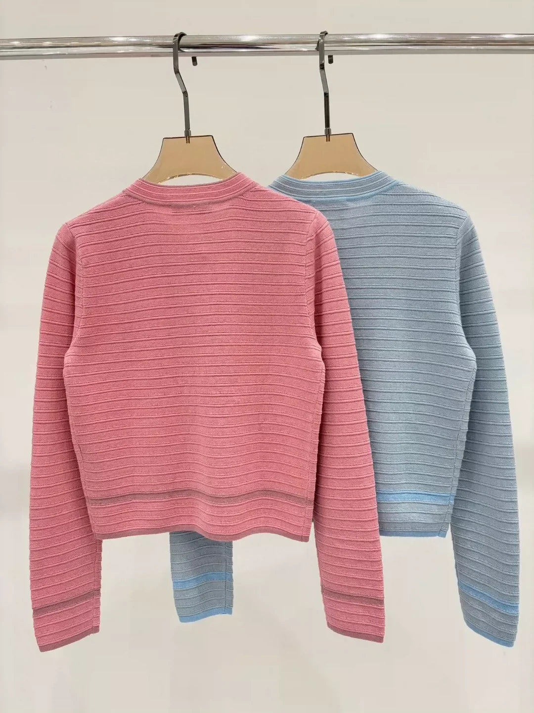 25 Spring and Summer new V-neck irregular metal button simple casual knitted cardigan