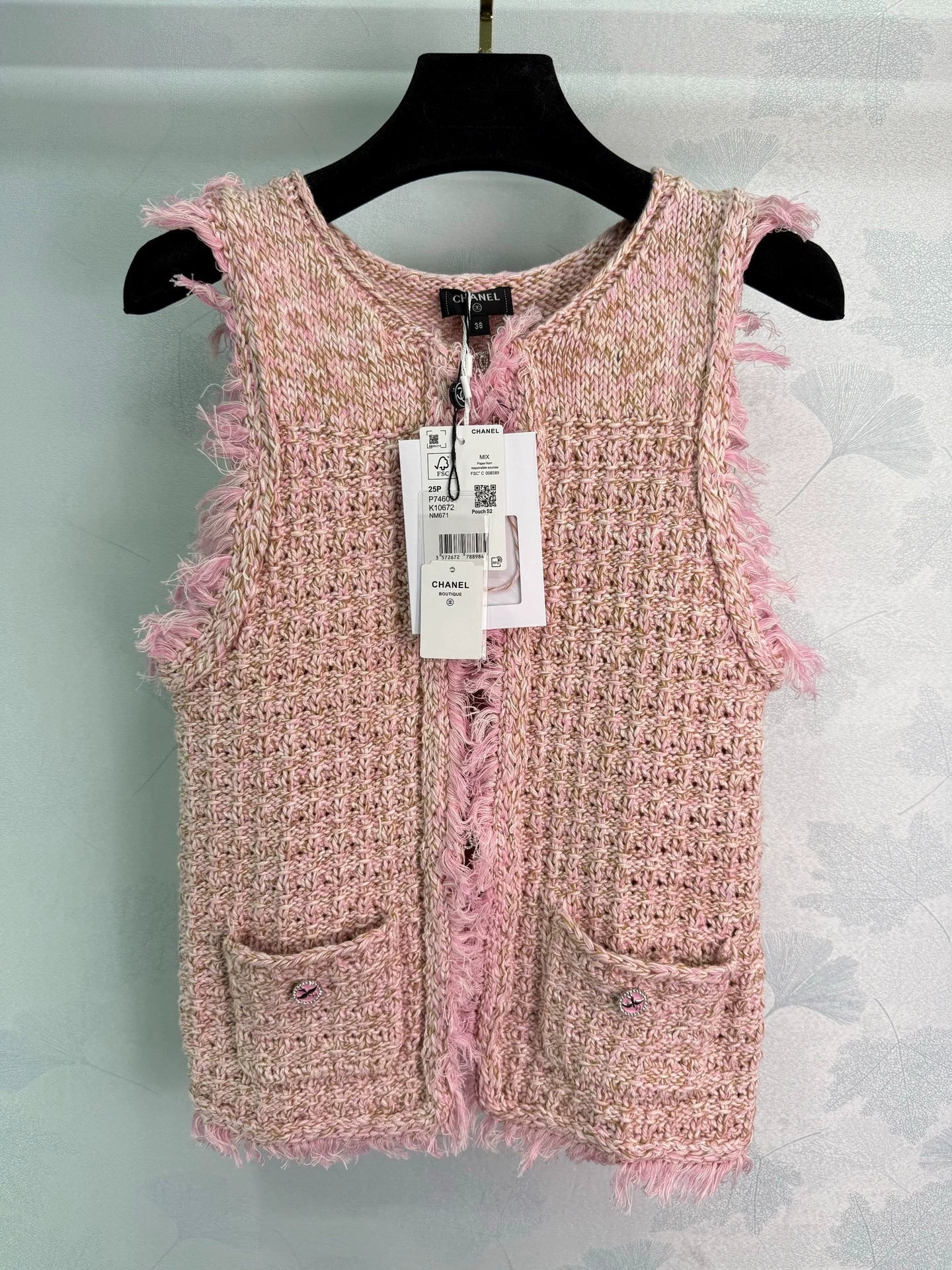 2025 Summer New Round Neck Raw Edge Knitted Vest