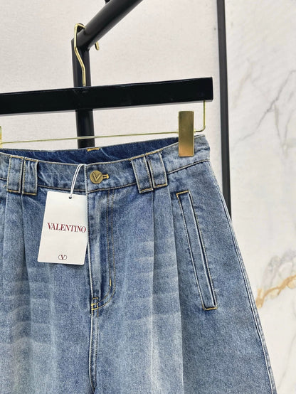 V 25 Spring/Summer Latest Denim Five Point Pants