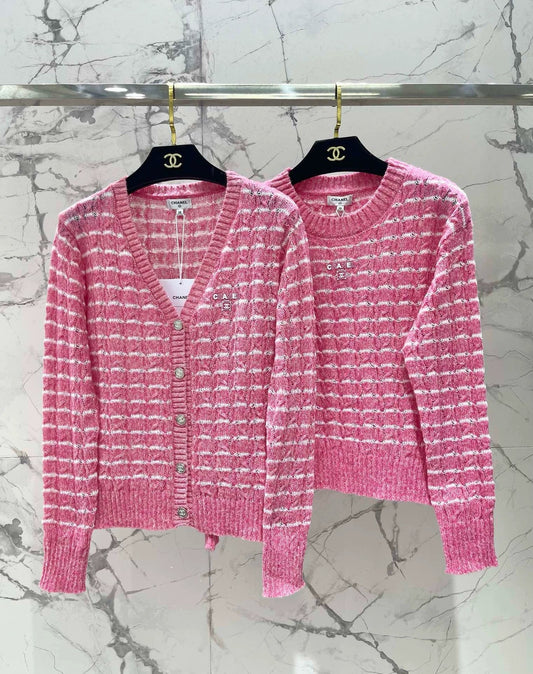 C 25 new plaid contrast color knitted V-neck cardigan ➕ round neck long sleeves