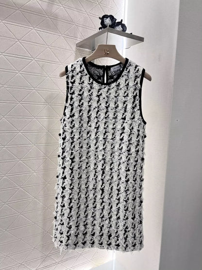 2025 New Arrivals Houndstooth Knitted Vest Dress