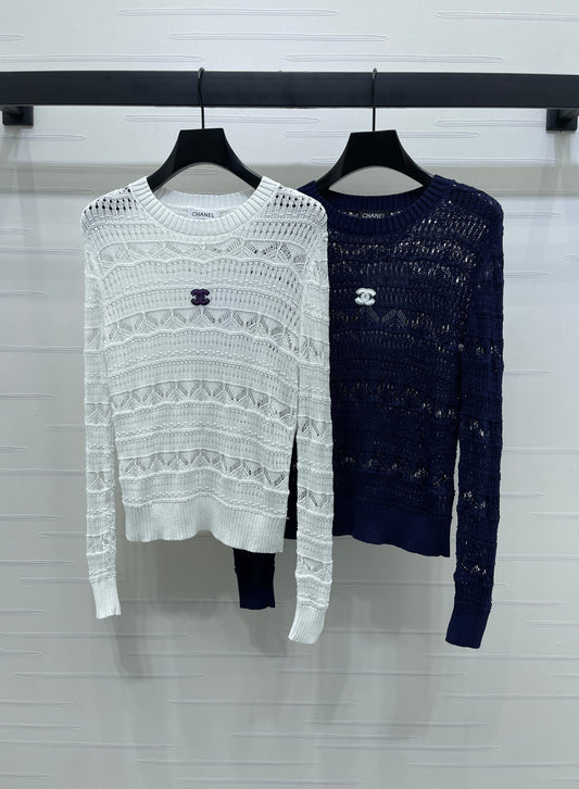 C 25 Spring/Summer Lace-Patterned Knit Long-Sleeve Top