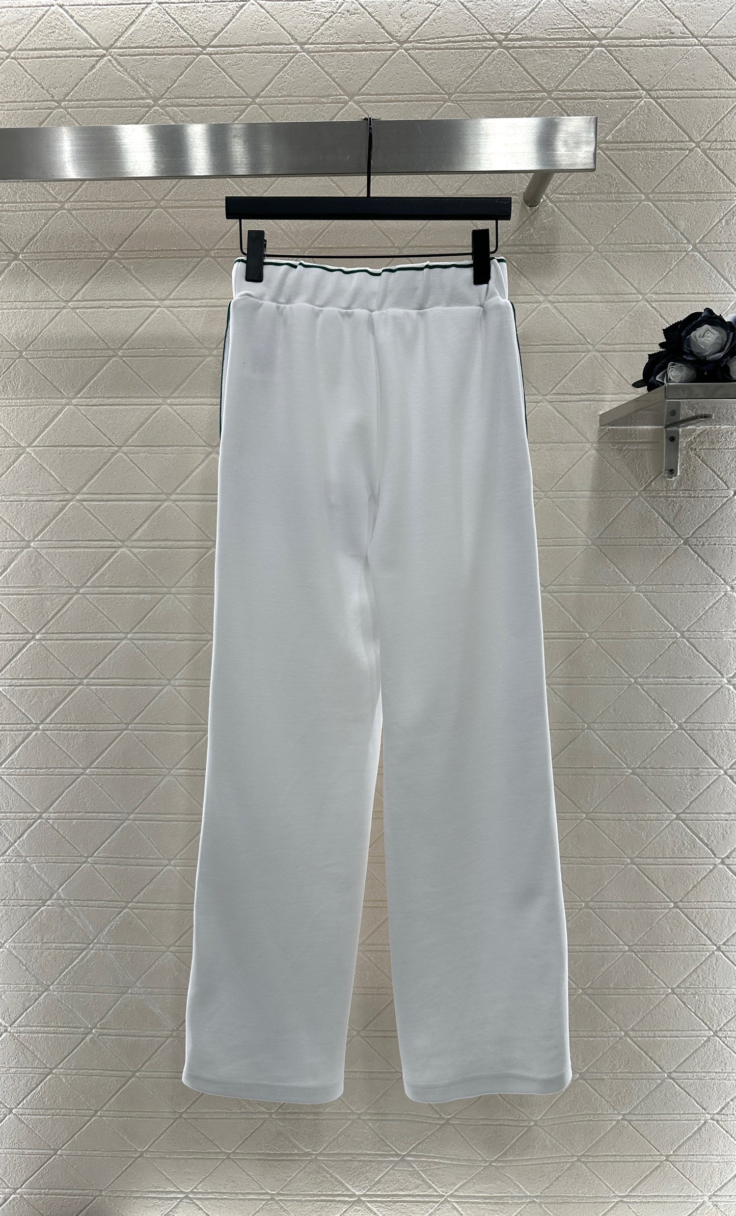 D 25 Zip-up jacket and pants set