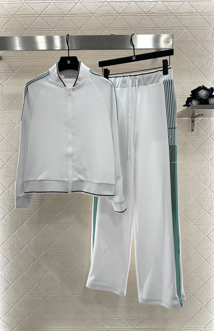 D 25 Zip-up jacket and pants set