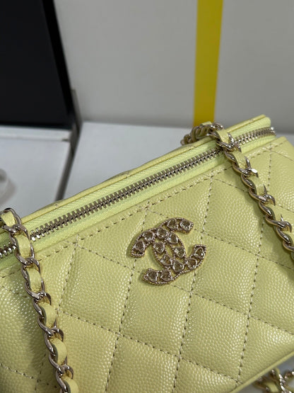 25C Vanity Case 17cm Yellow Caviar Leather Heart Rhinestone Light Gold Hardware 243418