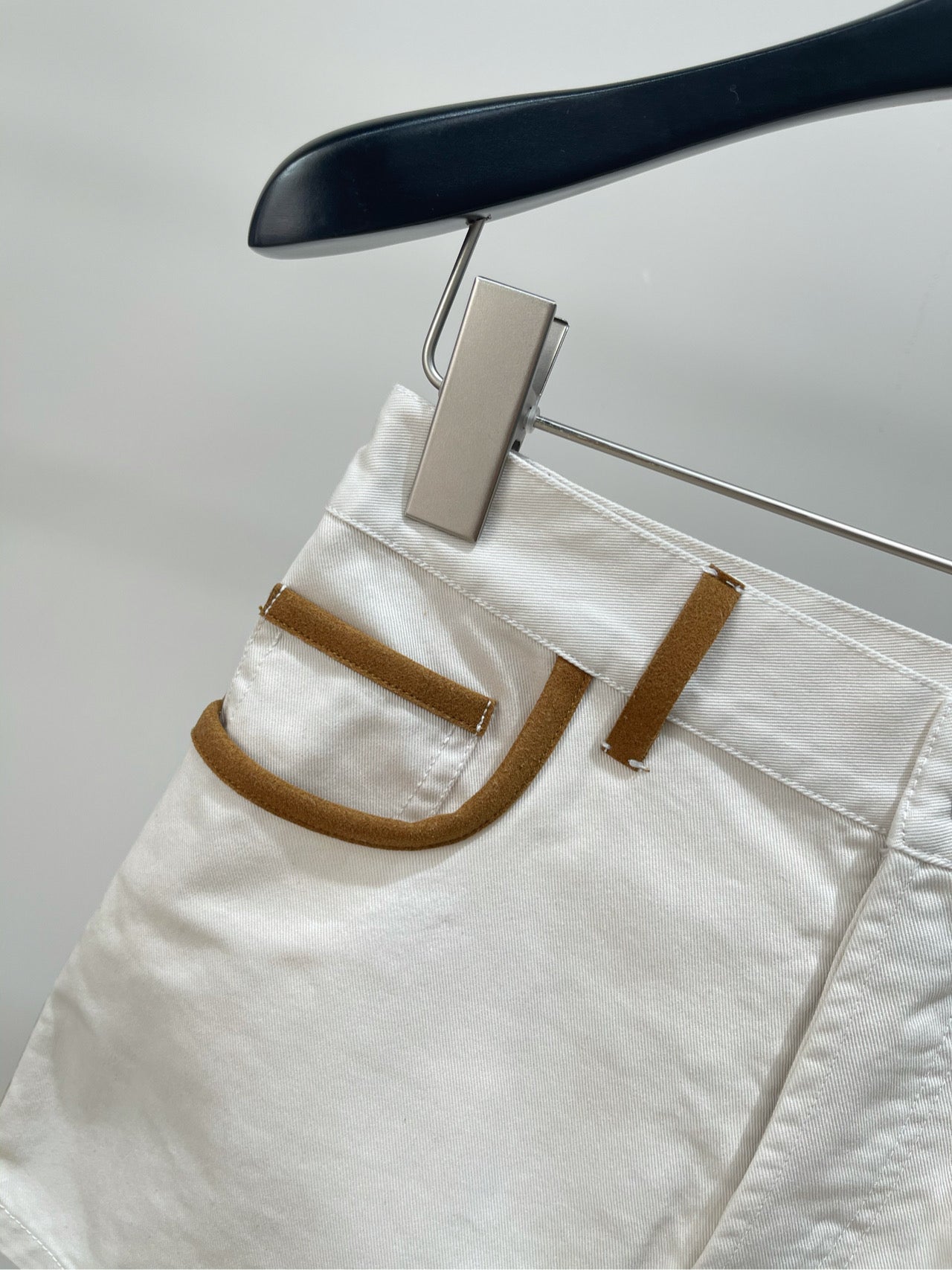 M 25 white suede velvet trim denim shorts