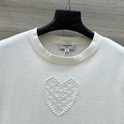 25 new products, love double C knitted short-sleeved top