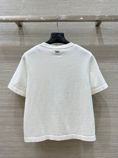 25 new products, love double C knitted short-sleeved top