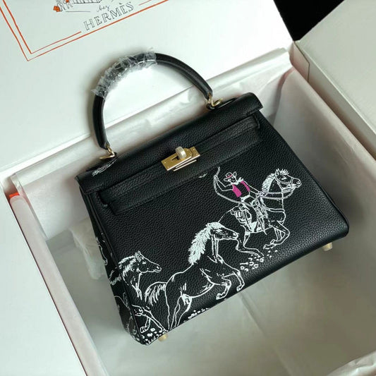 BAG IN BLACK CALFSKIN WITH WHITE STICKER (MADE - TO - ODER)