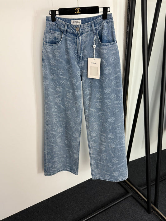 25 Camellia logo letter print high waisted straight leg denim pants